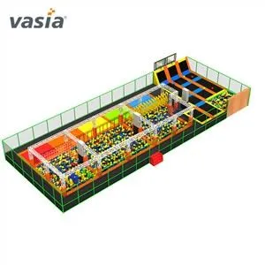 ¿Cuáles son los beneficios de tener un parque de trampolines con accesorios?